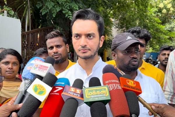 புதுச்சேரி மத்திய பல்கலைக்கழக மாணவர்களை விடுவிக்க கோரி JCM மக்கள் மன்றம் போராட்டம்!