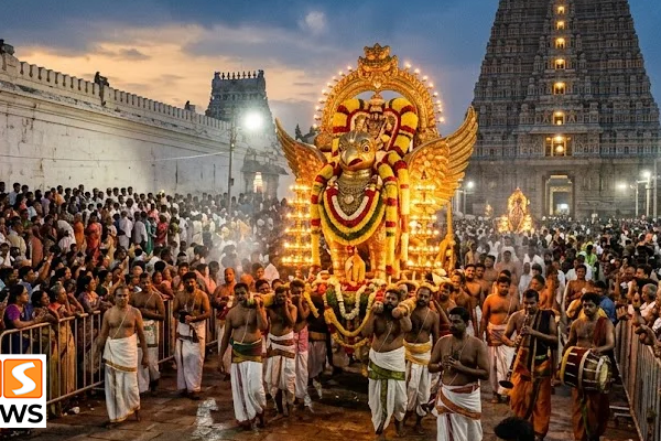 திருப்பதி ஏழுமலையான் கோவிலில் ஒரே நாளில் 66,014 பேர் தரிசனம்! வாசிக்க : https://ssnews.digital/astrology-collections/66014-devotees-visit-tirupati-ezhumalayan-temple-in-a-single-day/