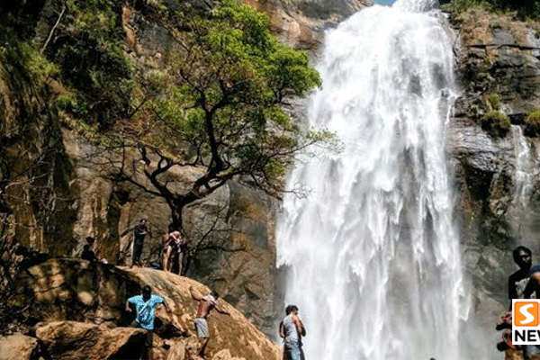 கொல்லிமலை ஆகாய கங்கை அருவியில் குளிக்க அனுமதி! சுற்றுலாப் பயணிகள் உற்சாகம்!
